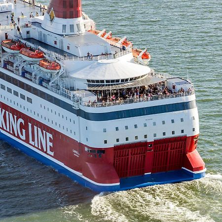 Viking Line Ferry Gabriella - One-Way Journey From Helsinki To Stockholm Hotel ภายนอก รูปภาพ