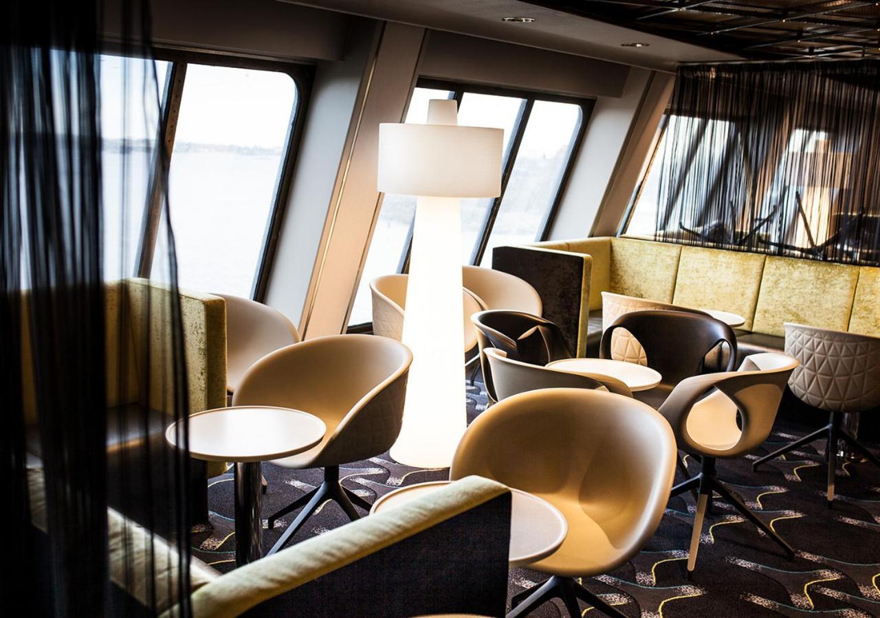 Viking Line Ferry Gabriella - One-Way Journey From Helsinki To Stockholm Hotel ภายนอก รูปภาพ